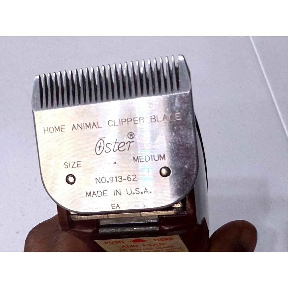 Oster Lucky Dog Pet Clippers Model 113 Series E Burgundy Detachable Blade‎ USA